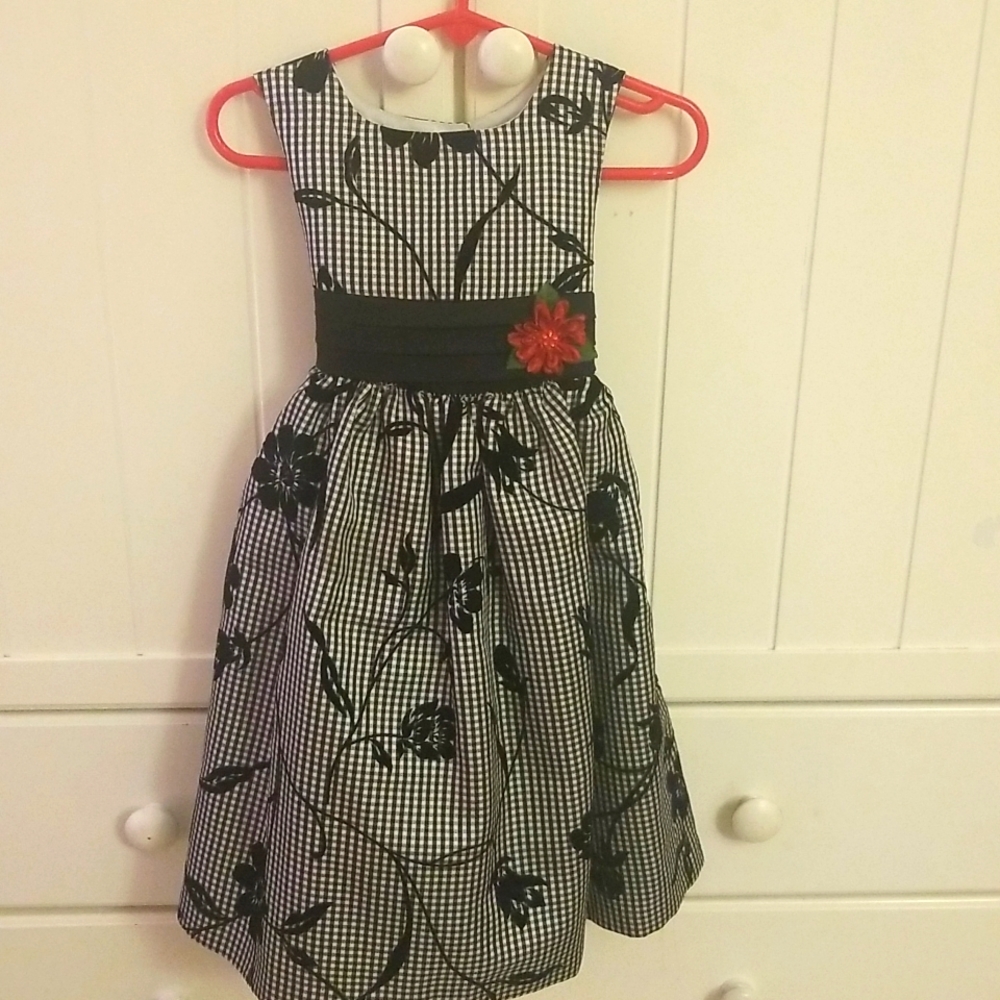 Girls dress